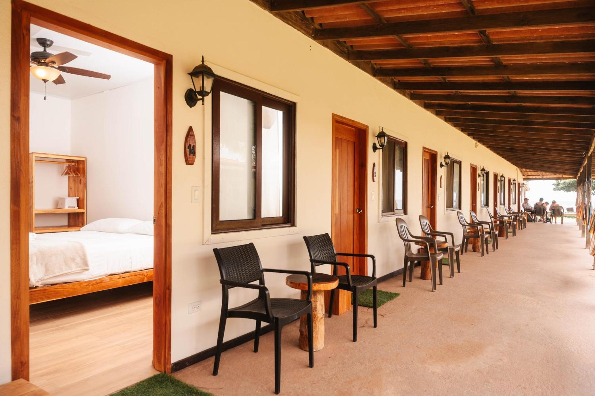 Beach Break Hotel & Surf Camp De Playa Venao Eksteriør billede